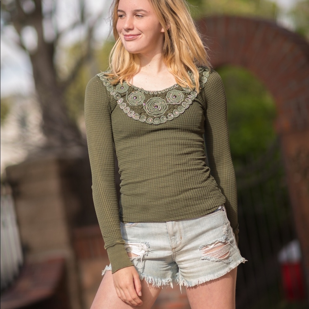 Fitted long sleeve t shirt from LF